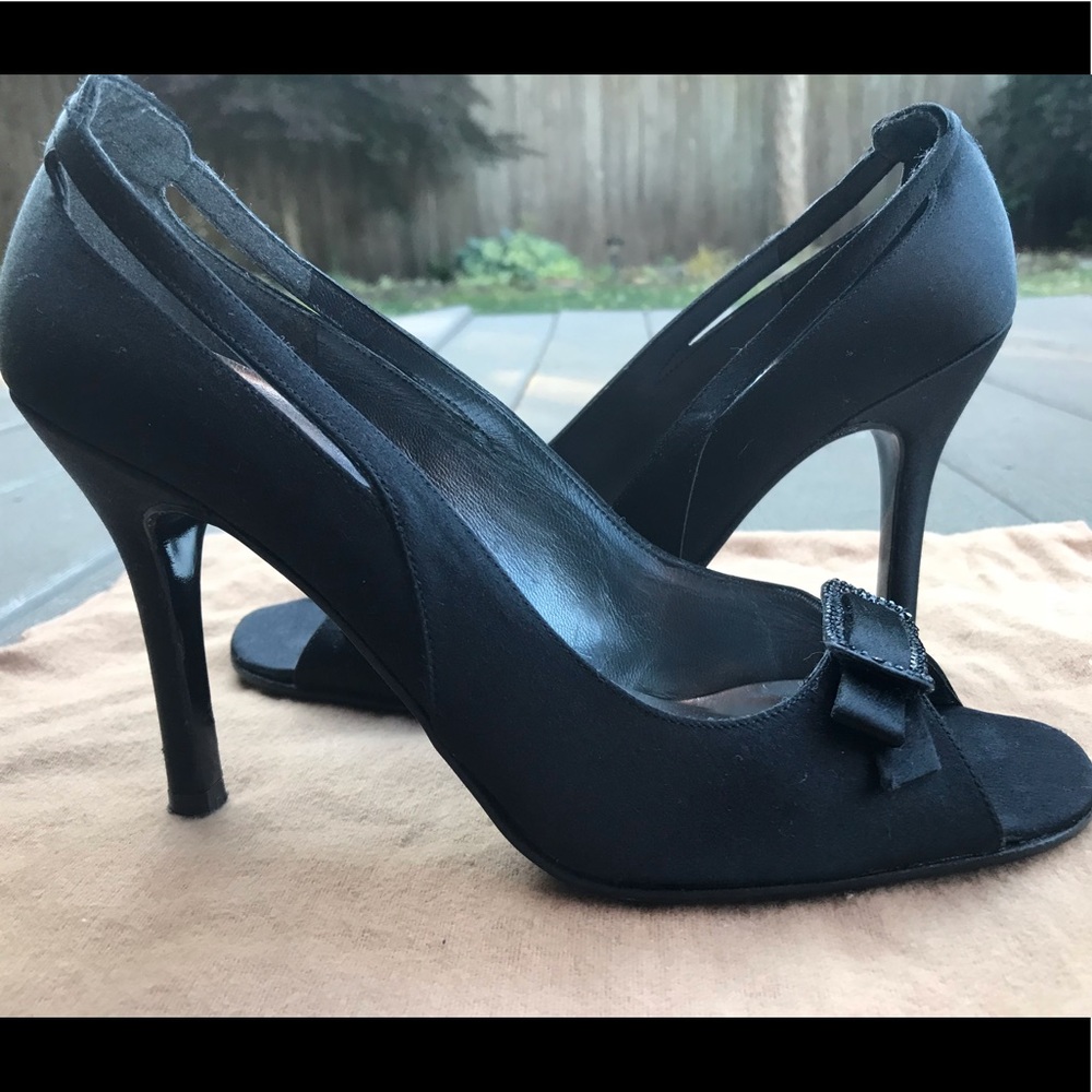 Stuart Weitzman - Picture 2 of 8